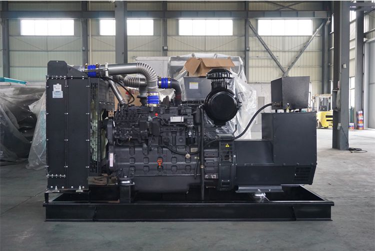 上柴動力900KW柴油發(fā)電機(jī)組6WTAA