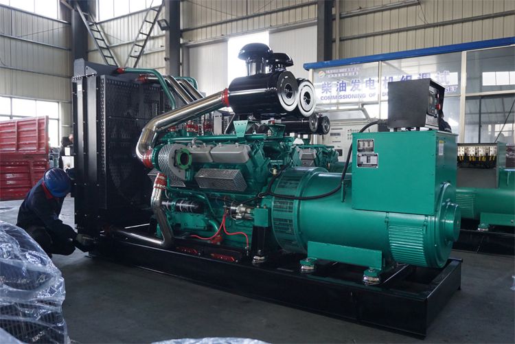 QN26H612乾能500KW柴油發(fā)電機(jī)