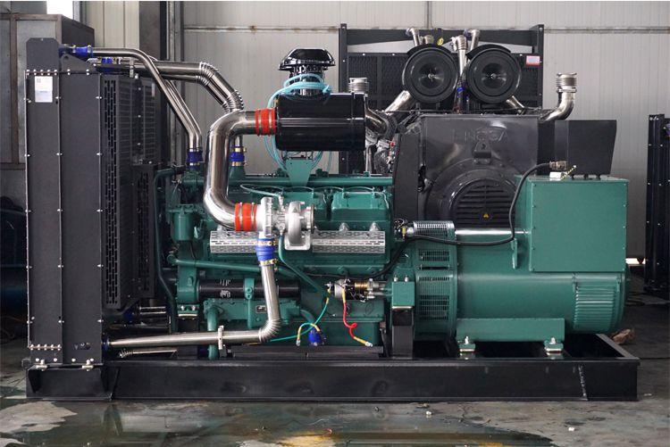 南通股份600KW柴油發電機組TCR55