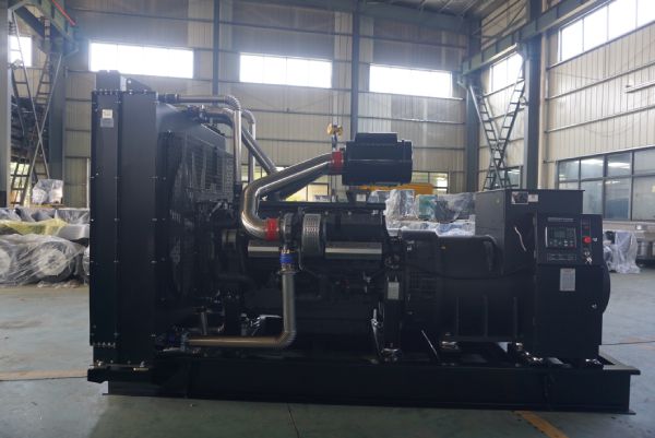 發電機組散熱器的材料有什么不同?(圖1) DSC07254.jpg