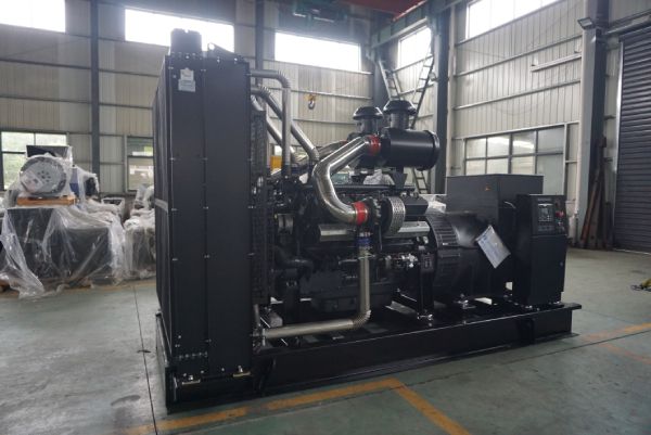 沃爾沃柴油發(fā)電為什么會(huì)產(chǎn)生黑煙(圖1) DSC07365.jpg