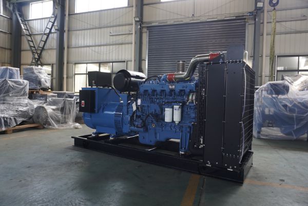 如何解決沃爾沃柴油發(fā)電機(jī)氣缸故障?(圖1) DSC07686.jpg