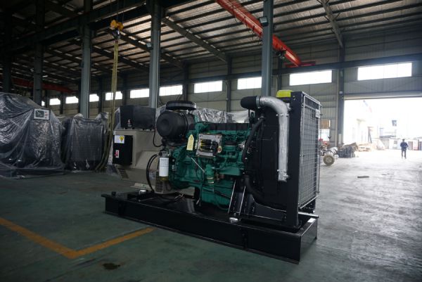 柴油發電機增壓器故障診斷和維護過程的方法(圖1) DSC07866.jpg