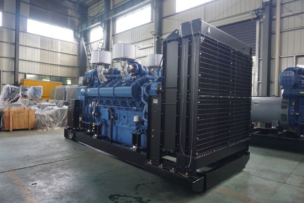 解析柴油發電機組的柴油機整體結構(圖1) DSC08680.jpg