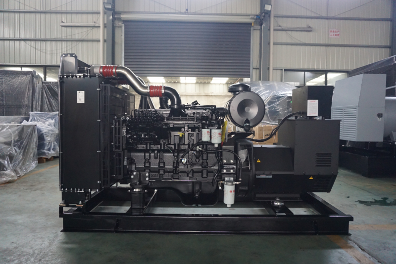 沃爾沃柴油發(fā)電機(jī)組電壓異常問題的解決方法(圖1) DSC08317.jpg