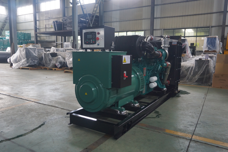 柴油發(fā)電機(jī)組的冷卻方式有哪些(圖1) 柴油發(fā)電機(jī)組的冷卻方式有哪些(圖1)