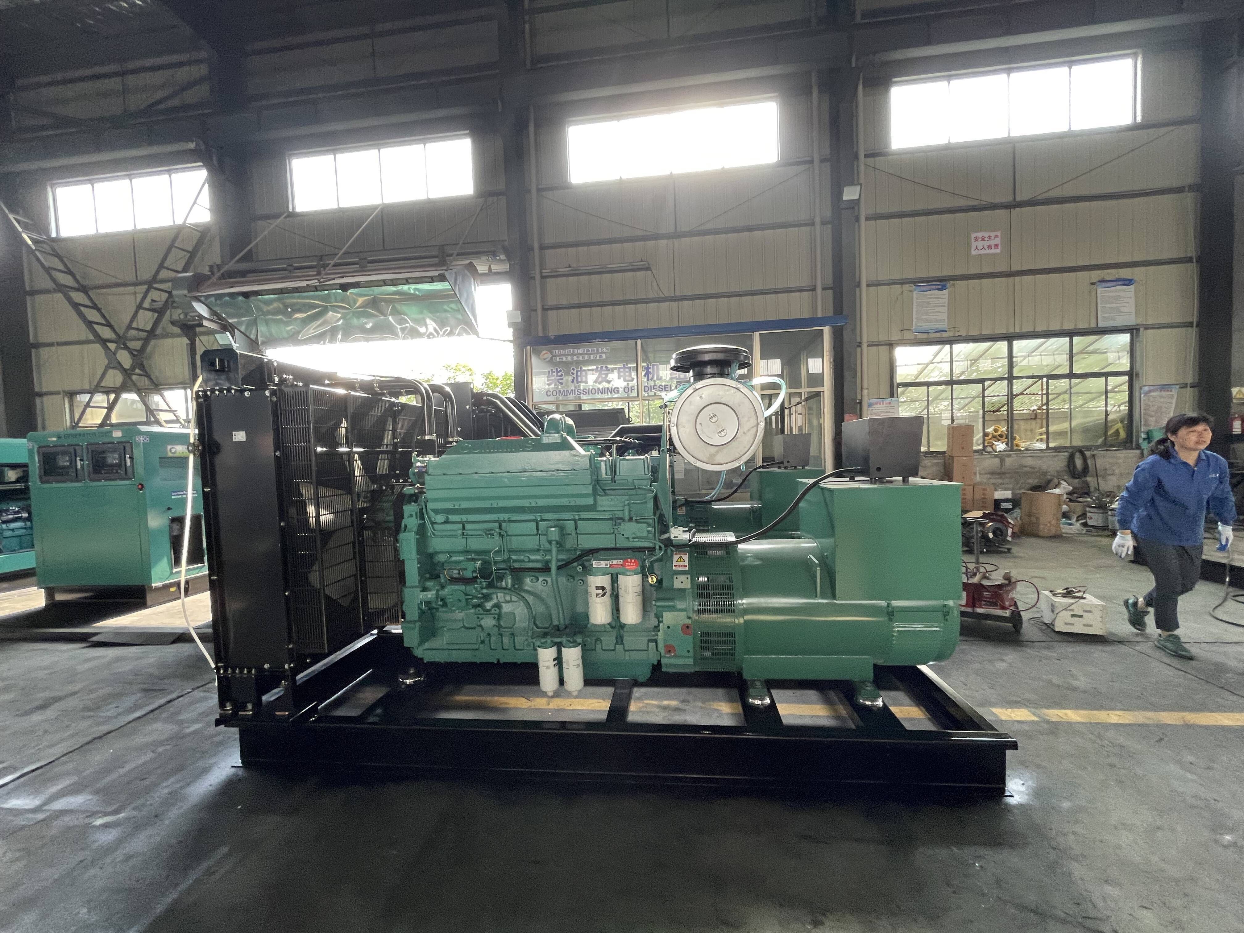 柴油發電機組在進行操作時,要注意哪些事項(圖1) 柴油發電機組在進行操作時,要注意哪些事項(圖1)