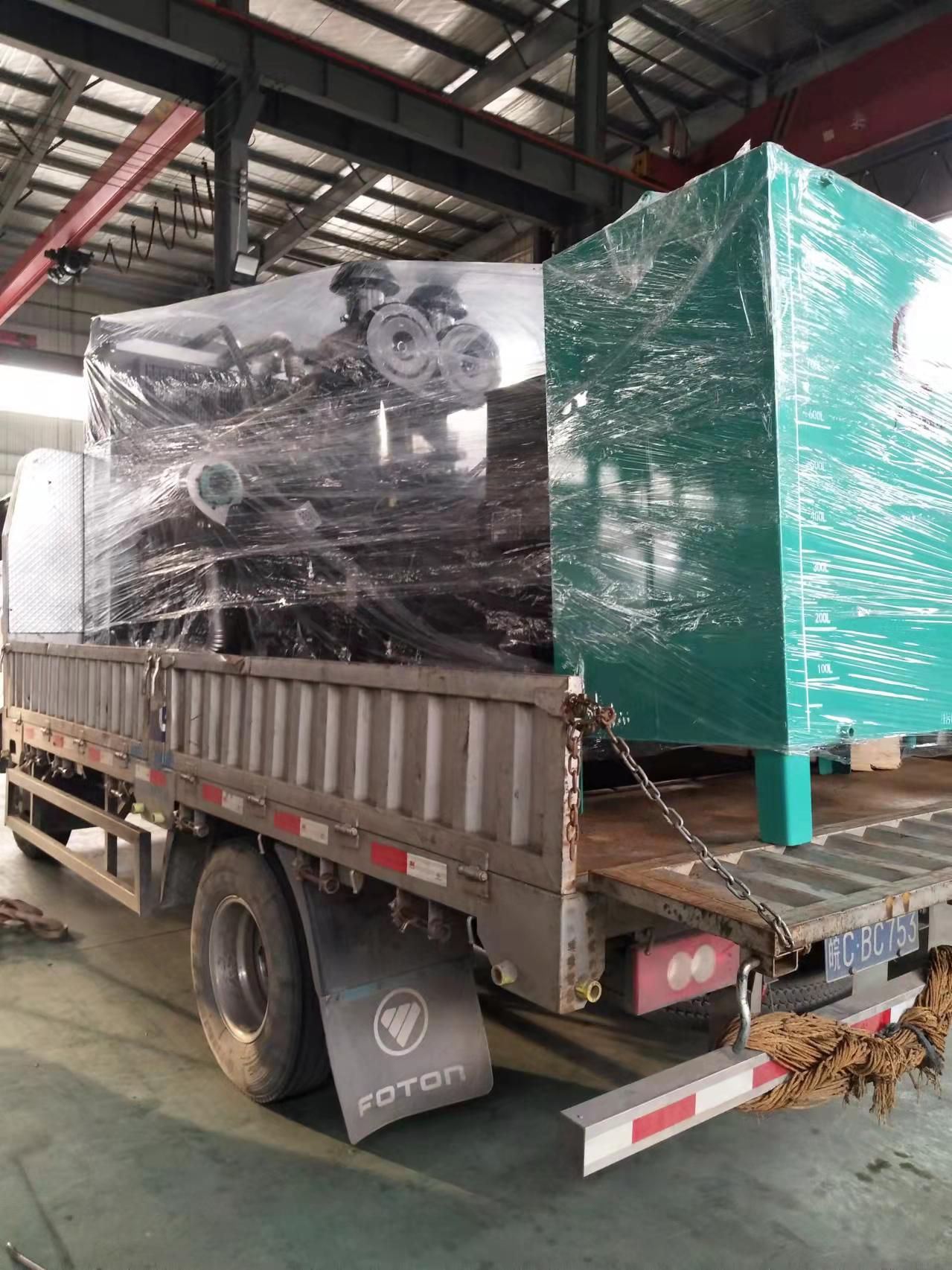 一百千瓦珀金斯發電機組吸濕受潮后需要如何處理?(圖1)